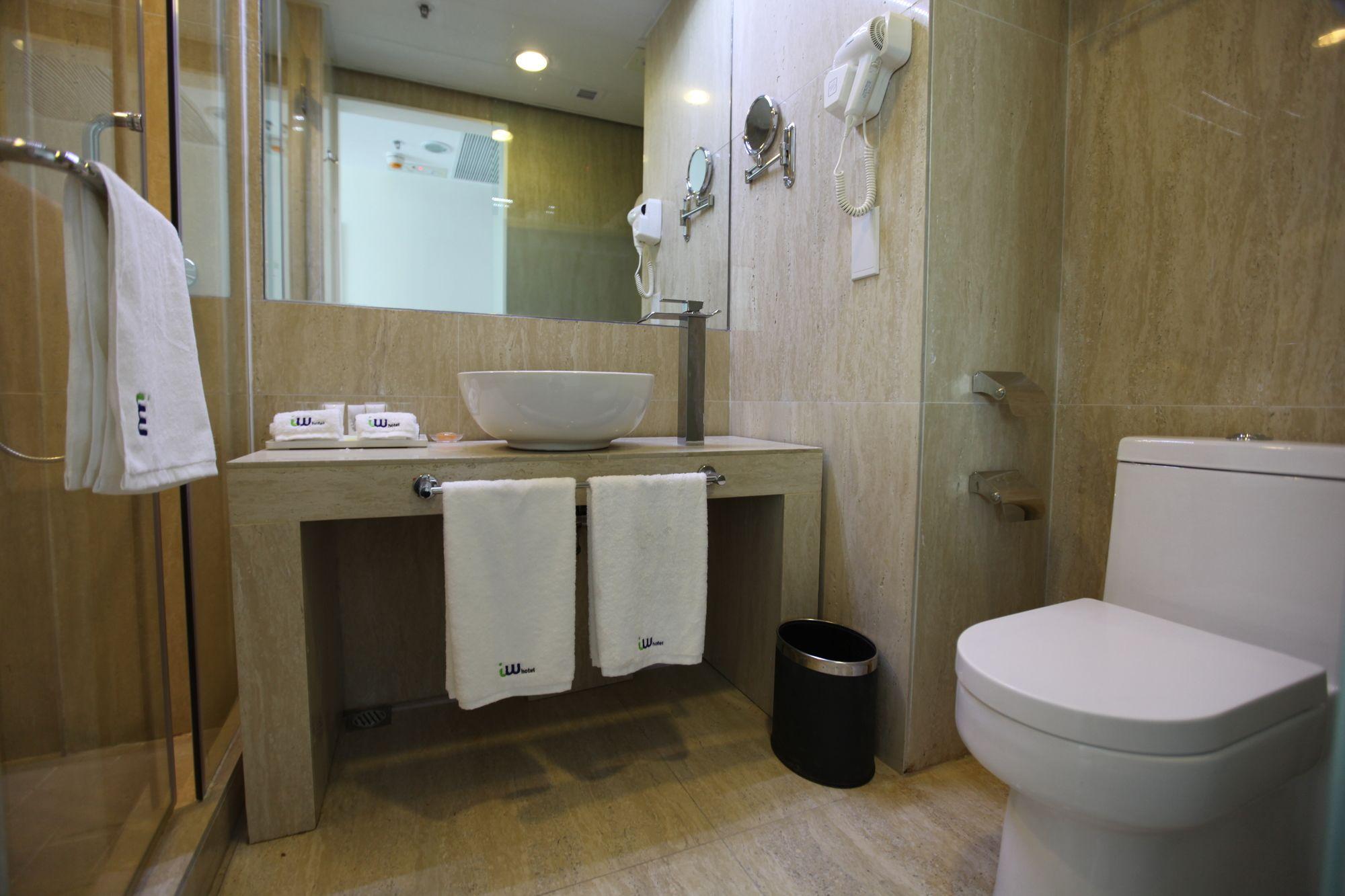 IW Hotel Hongkong Buitenkant foto